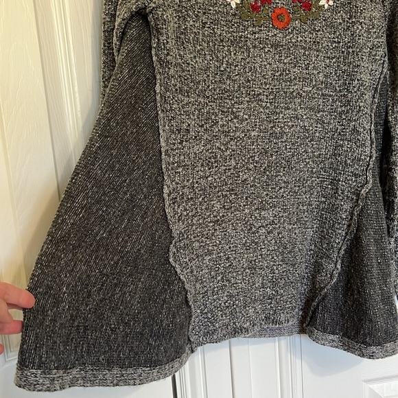 Knox Rose Embroidered Sweater - Picture 7 of 10